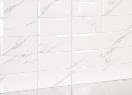 Vento Carrara Bevelled Gloss Wall 10x20cm - Image 2